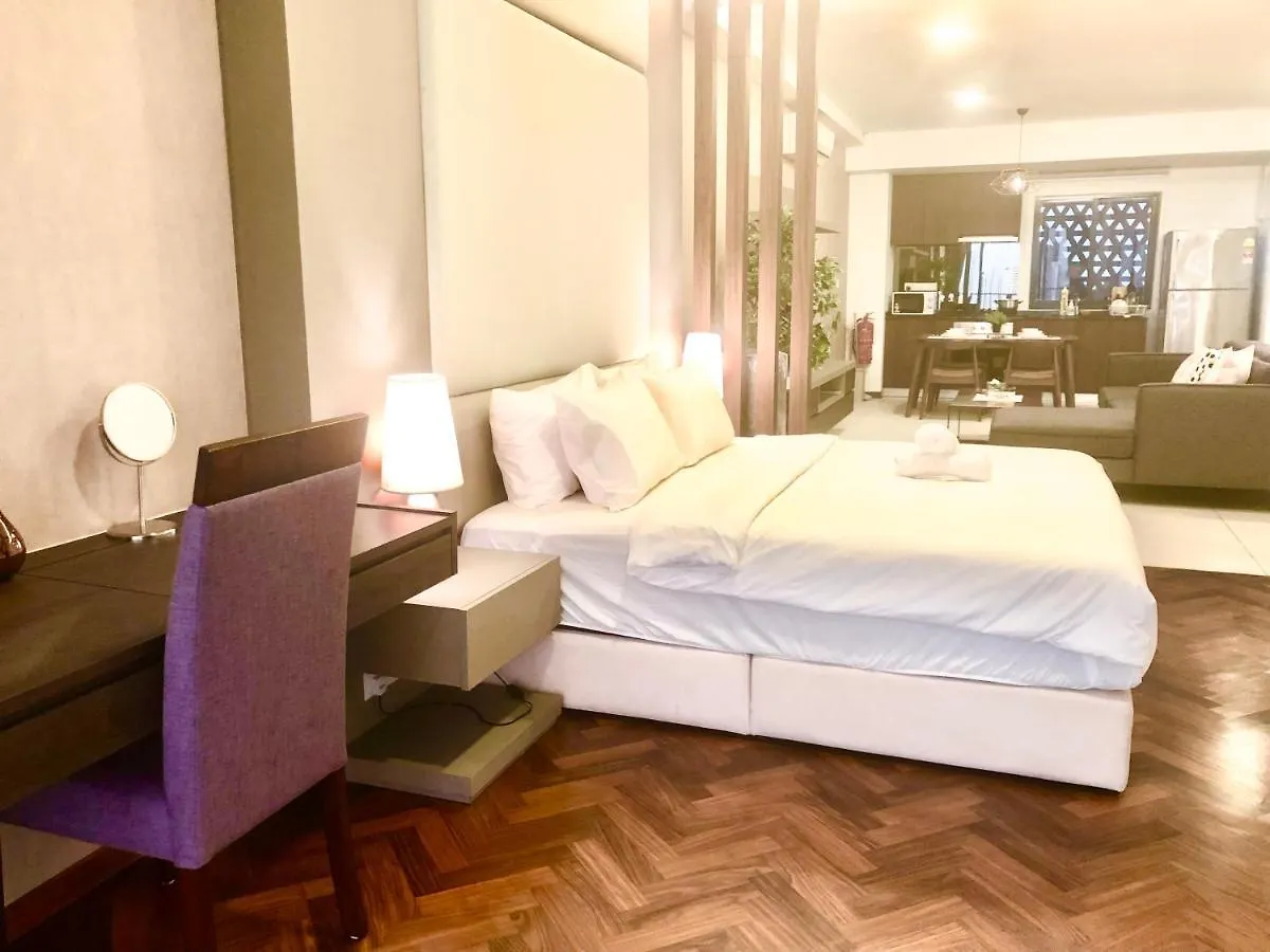 The Landmark Seaview Netflix By Blue Sky Holidays George Town