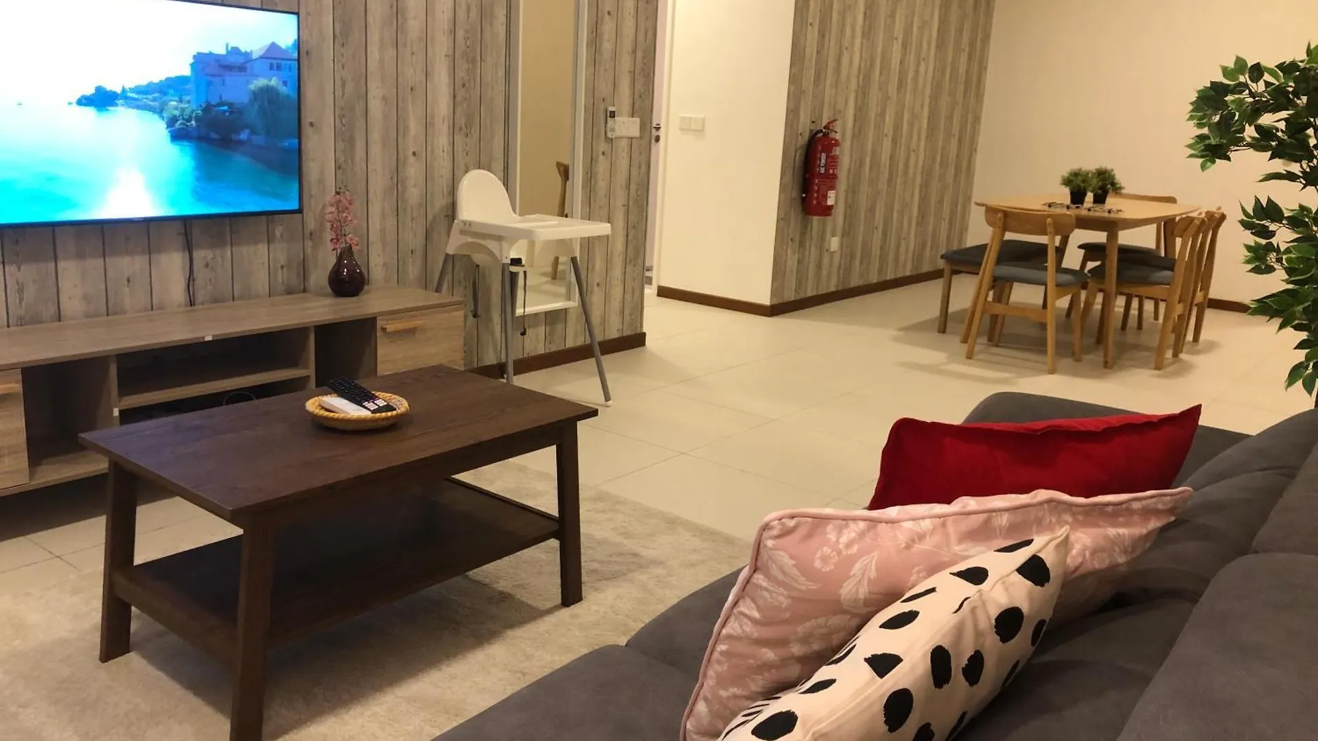Seaview Water Purify Cozy Comfortable For Short & Long Stay In The Landmark By Katana 乔治敦 马来西亚